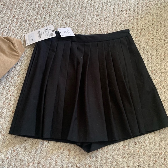 Zara Dresses & Skirts - Zara Skort